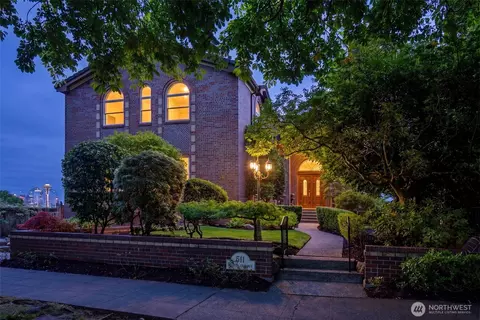 511 W Highland Dr, Seattle, WA 98119