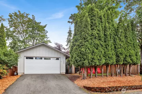 1804 Olympic Pl, Bellingham, WA 98229