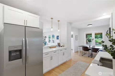 Kitchen - 39302 236th Ave SE, Enumclaw, WA 98022 photo 3 of 3