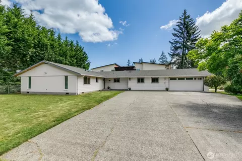 13019 29th Ave SE, Everett, WA 98208