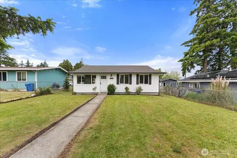 1113 E 61st St, Tacoma, WA 98404