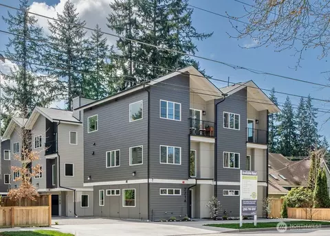 219 NE 185th St #A, Shoreline, WA 98155