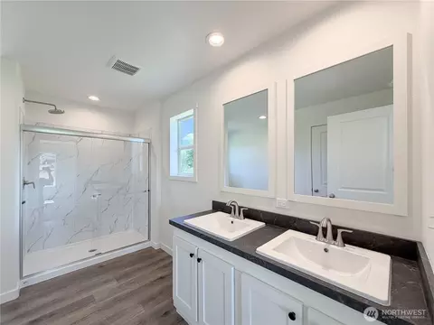 4561 Windemere St, Longview, WA 98632 photo 11