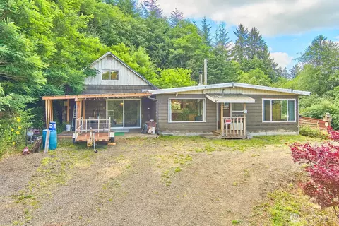 80 S Valley Rd, Naselle, WA 98638