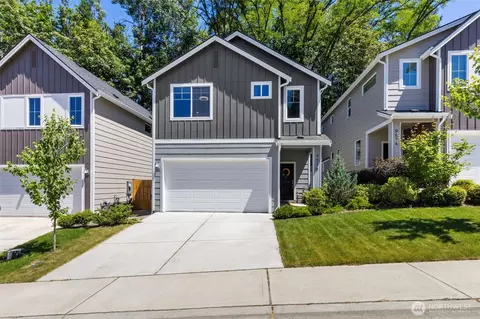 9516 Fairhaven Cir NE, Bremerton, WA 98311