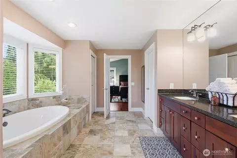 Bath - 10927 NE 157th St, Bothell, WA 98011 photo 6 of 6