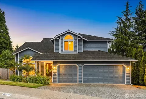 10927 NE 157th St, Bothell, WA 98011