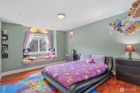 Bedroom - 10927 NE 157th St, Bothell, WA 98011 photo 1 of 3