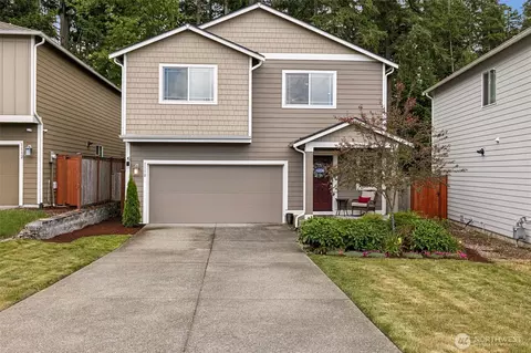 1110 Swan Loop, Dupont, WA 98327