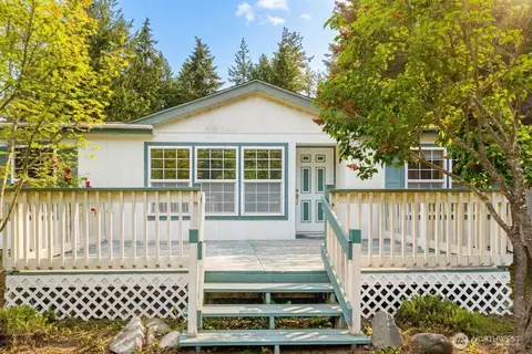 152 Charles Roberts Rd, Sequim, WA 98382