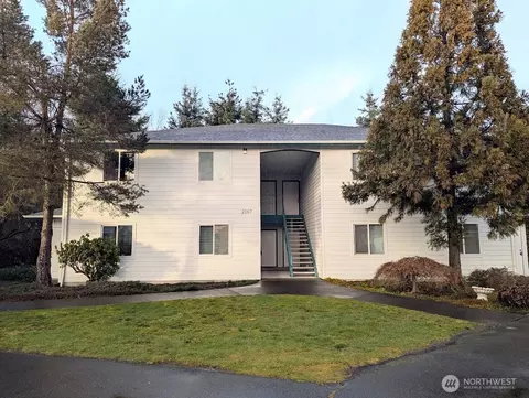 2007 99th St E UNIT 1, Tacoma, WA 98445
