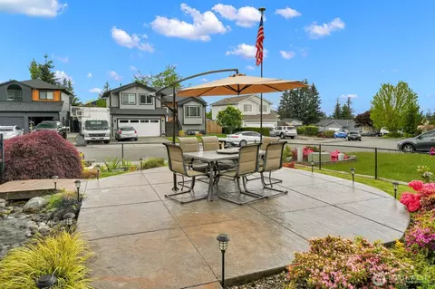 Exterior - 7425 3rd Dr W, Everett, WA 98203 photo 6 of 9