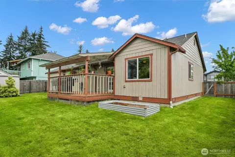 Exterior - 7425 3rd Dr W, Everett, WA 98203 photo 9 of 9