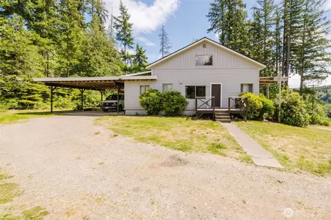 3190 Bartolatz Rd W, Bremerton, WA 98312