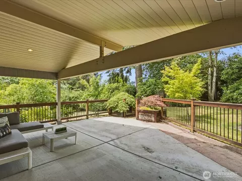 Exterior - 10222 NE 198th St, Bothell, WA 98011 photo 8 of 9