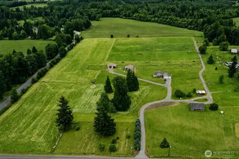 5049 5055 Potter Rd, Deming, WA 98244