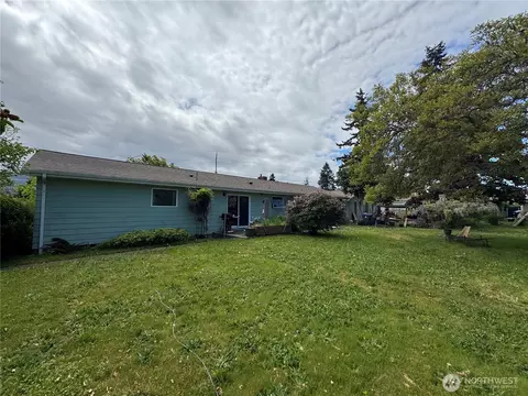 Exterior - 402 W G W Maple St, Sequim, WA 98382 photo 5 of 6