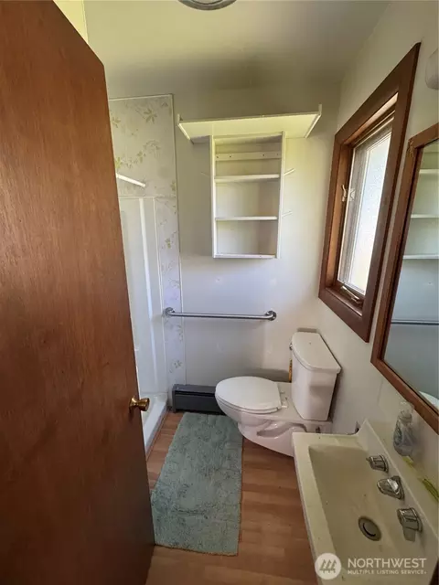 Bath - 402 W G W Maple St, Sequim, WA 98382 photo 3 of 4