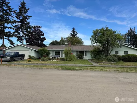 402 W Maple, Sequim, WA 98382