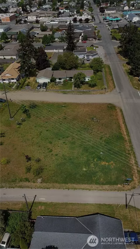 View/Area - 402 W G W Maple St, Sequim, WA 98382 photo 4 of 7