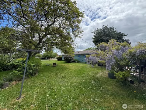 Exterior - 402 W G W Maple St, Sequim, WA 98382 photo 6 of 6