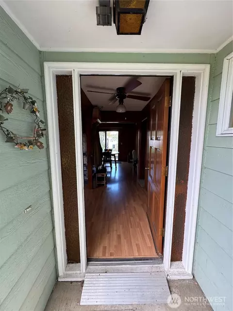 Entry Way - 402 W G W Maple St, Sequim, WA 98382 photo 2 of 3