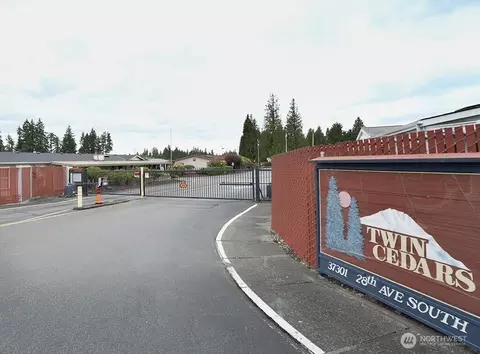 37301 28th Ave S, Federal Way, WA 98023