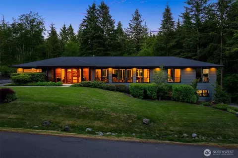 10350 348th Ave SE, Snoqualmie, WA 98065