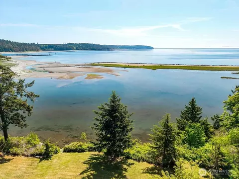 210 Cleveland St, Port Hadlock, WA 98339