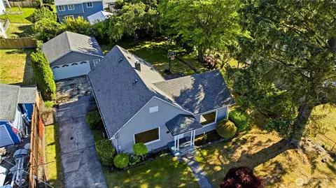 7412 S 8th St, Tacoma, WA 98465