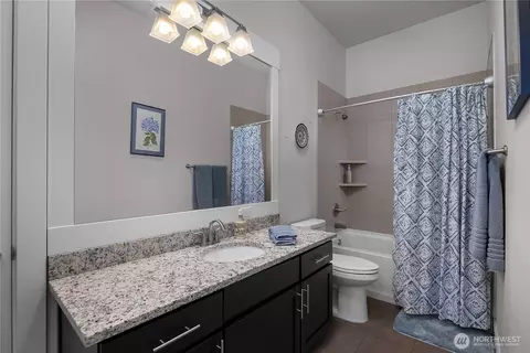 Bath - 3347 Arrowroot St SE, Lacey, WA 98513 photo 3 of 3