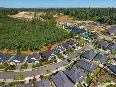 View/Area - 3347 Arrowroot St SE, Lacey, WA 98513 photo 2 of 4