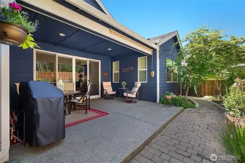 Exterior - 3347 Arrowroot St SE, Lacey, WA 98513 photo 4 of 9