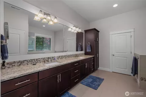 Bath - 3347 Arrowroot St SE, Lacey, WA 98513 photo 1 of 3