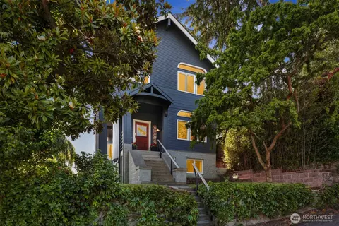 3951 Dayton Ave N, Seattle, WA 98103
