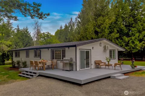 20002 208th Ave SE, Renton, WA 98058