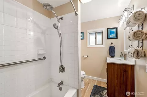 Bath - 220 E Beck St, Mccleary, WA 98557 photo 1 of 2