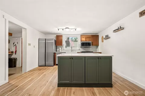 Kitchen - 220 E Beck St, Mccleary, WA 98557 photo 1 of 4