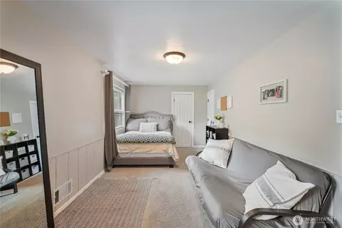 Bedroom - 3136 Pacific Way, Longview, WA 98632 photo 4 of 5