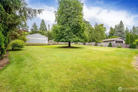 Exterior - 3136 Pacific Way, Longview, WA 98632 photo 6 of 7