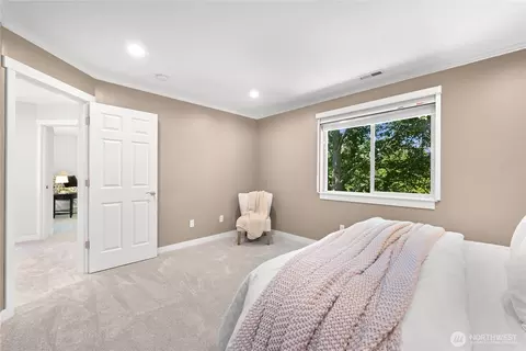 Bedroom - 295 Whitetail Loop, Blaine, WA 98230 photo 3 of 8