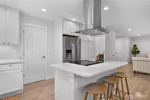 Kitchen - 295 Whitetail Loop, Blaine, WA 98230 photo 4 of 4