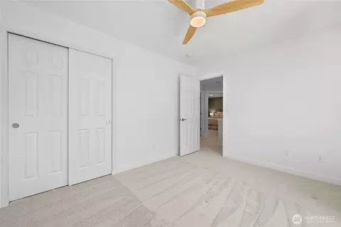 Bedroom - 295 Whitetail Loop, Blaine, WA 98230 photo 7 of 8