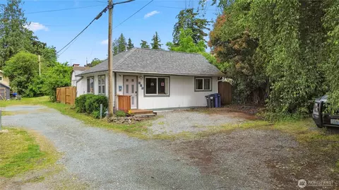 913 Broad St, Mount Vernon, WA 98274