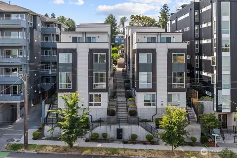 3104 SW Avalon Way #F, Seattle, WA 98126
