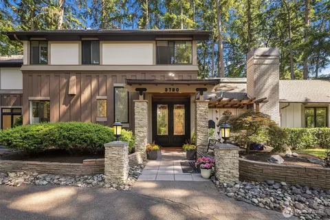 3720 131st Ave NE, Bellevue, WA 98005