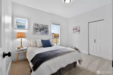 Bedroom - 1918 Baker Ave #A, Everett, WA 98201 photo 3 of 6