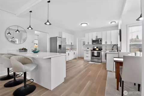 Kitchen - 1918 Baker Ave #A, Everett, WA 98201 photo 4 of 5