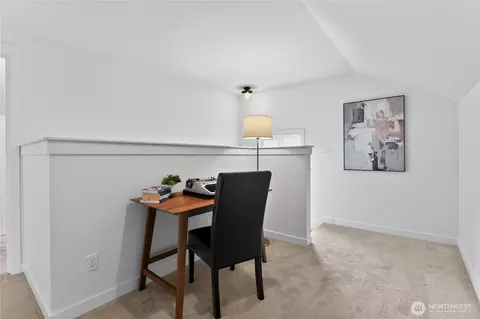 Entry Way - 1918 Baker Ave #A, Everett, WA 98201 photo 3 of 3