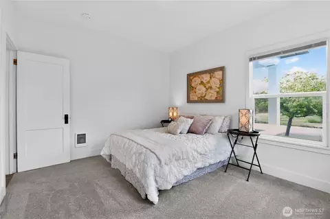 Bedroom - 1918 Baker Ave #A, Everett, WA 98201 photo 1 of 6